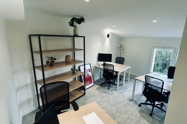 Bureau privé - 33000 - 5 postes - 2100€