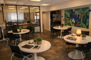 Bureau privé - 38000 - 6 postes - 950€