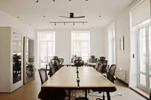 Espace indépendant - 75002 - 18 postes - 11000€