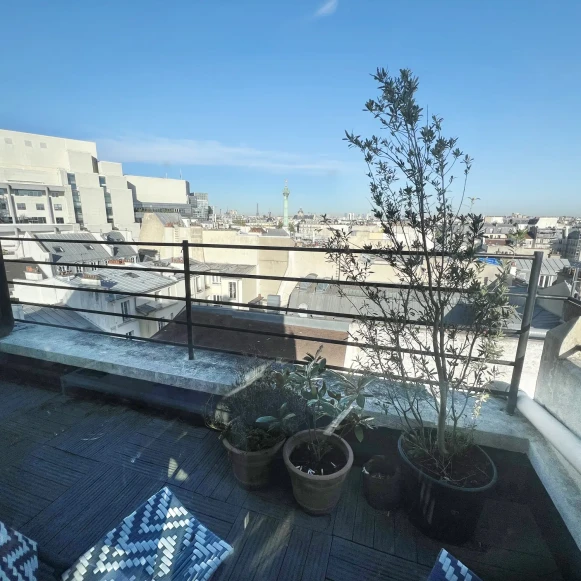 Espace indépendant 45 m² 10 postes Location bureau Rue du Faubourg Saint-Antoine Paris 75011 - photo 1