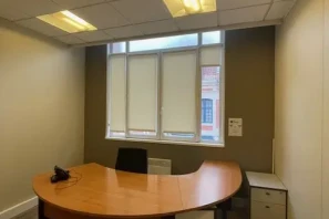 Bureau privé - 59800 - 1 poste - 750€