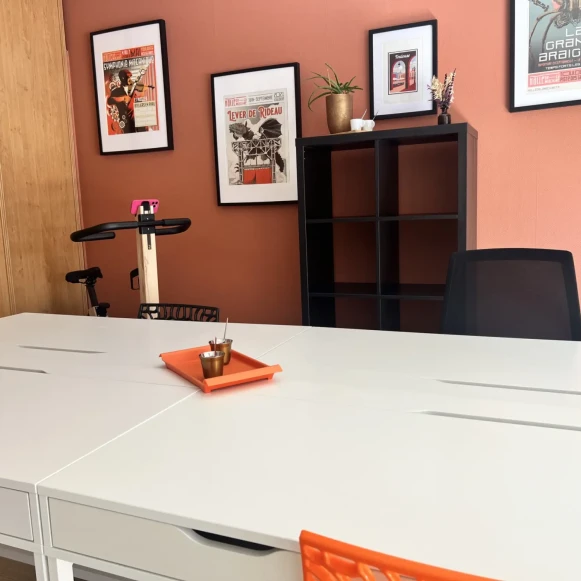 Bureau privé 17 m² 4 postes Location bureau Rue d'Aubuisson Toulouse 31000 - photo 10