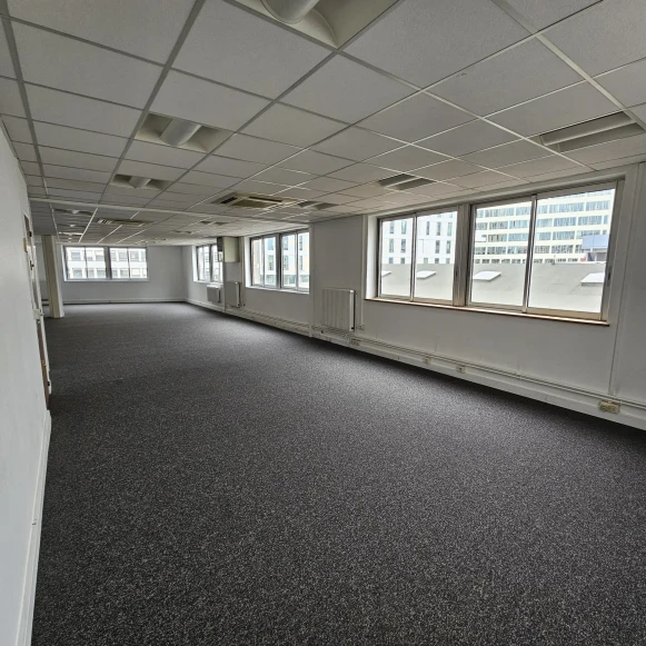 Espace indépendant 200 m² 20 postes Location bureau Rue de la Vanne Montrouge 92120 - photo 12