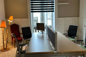 Bureau privé - 49000 - 4 postes - 1400€