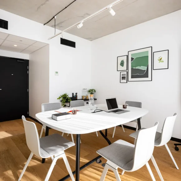 Bureau privé 17 m² 5 postes Location bureau Boulevard Voltaire Paris 75011 - photo 6