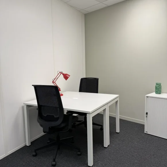 Bureau privé 9 m² 2 postes Location bureau Avenue François Pignier Bourg-en-Bresse 01000 - photo 2