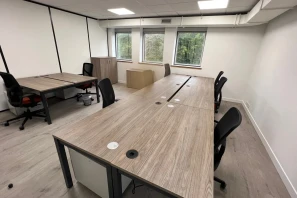 Bureau privé - 92360 - 8 postes - 1750€