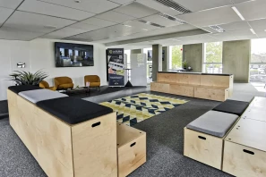 Open Space - 31700 - 30 postes - 180€