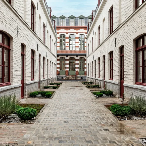 Open Space  34 postes Coworking Rue Léon Gambetta Lille 59000 - photo 5