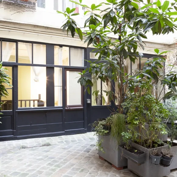 Espace indépendant 85 m² 15 postes Location bureau Rue de Montmorency Paris 75003 - photo 5