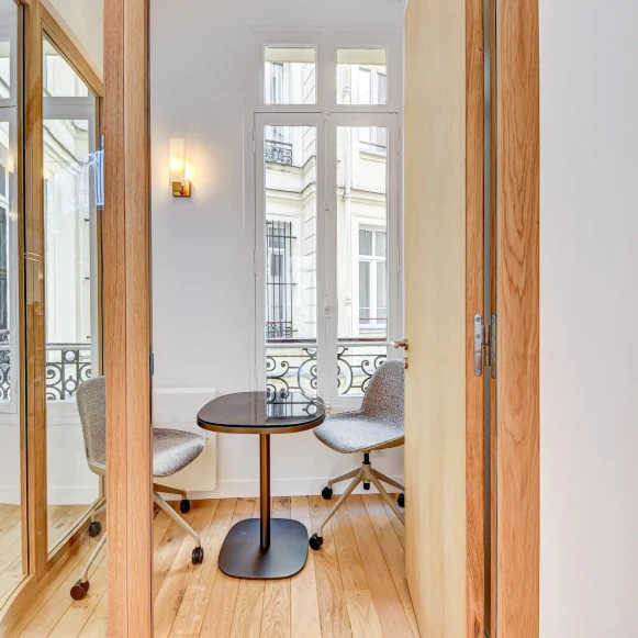 Espace indépendant 165 m² 32 postes Location bureau Rue La Fayette Paris 75009 - photo 6
