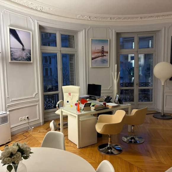 Bureau privé 110 m² 10 postes Location bureau Boulevard Haussmann Paris 75008 - photo 1