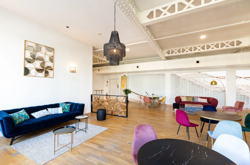 Bureaux and Co - Nouvelles Galeries