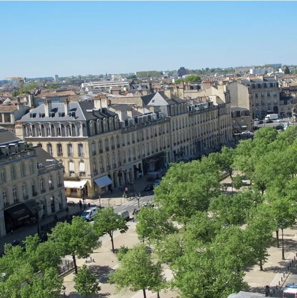 Bureau privé 16 m² 4 postes Coworking Allée de Tourny Bordeaux 33000 - photo 2