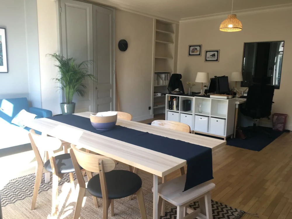 Bureau privé - 37000 - 3 postes - 600€