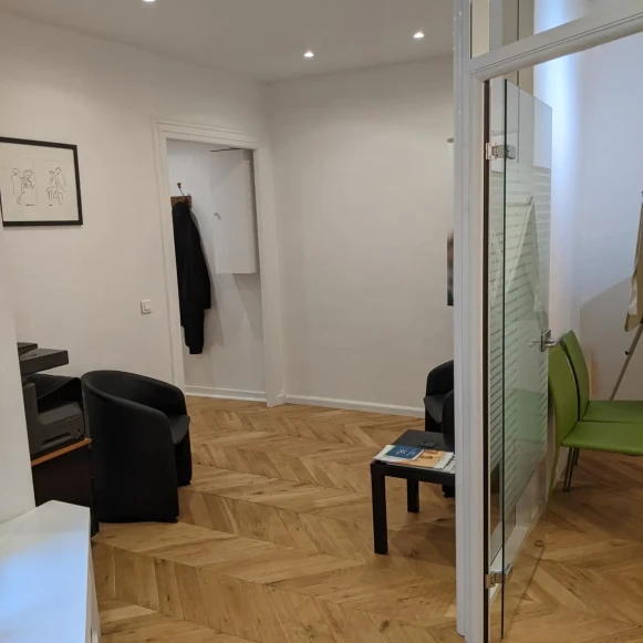 Bureau privé 15 m² 3 postes Location bureau Rue d'Athènes Paris 75009 - photo 5