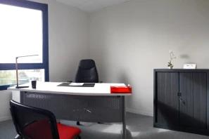 Bureau privé - 72000 - 4 postes - 1535€