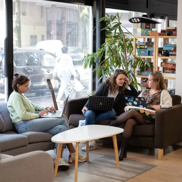 Bureau privé 70 m² 10 postes Coworking Rue Francis de Pressensé Villeurbanne 69100 - photo 8