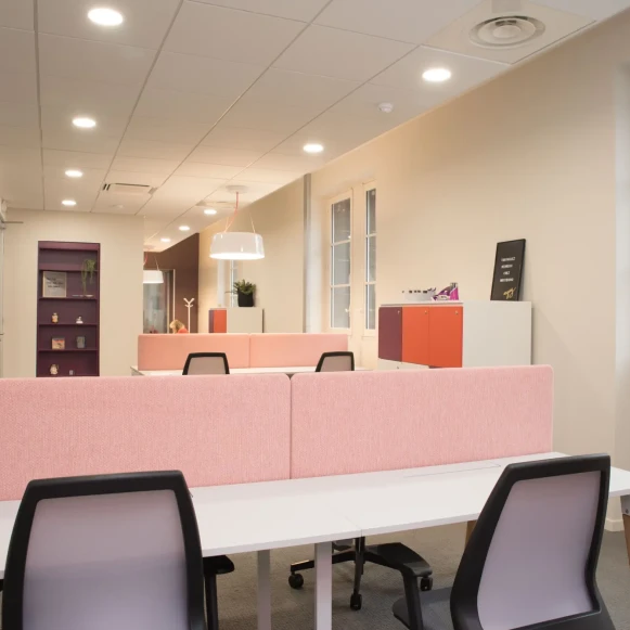 Bureau privé 10 m² 1 poste Coworking Cour du Havre Paris 75008 - photo 1