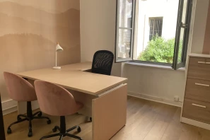 Bureau privé - 11100 - 2 postes - 400€