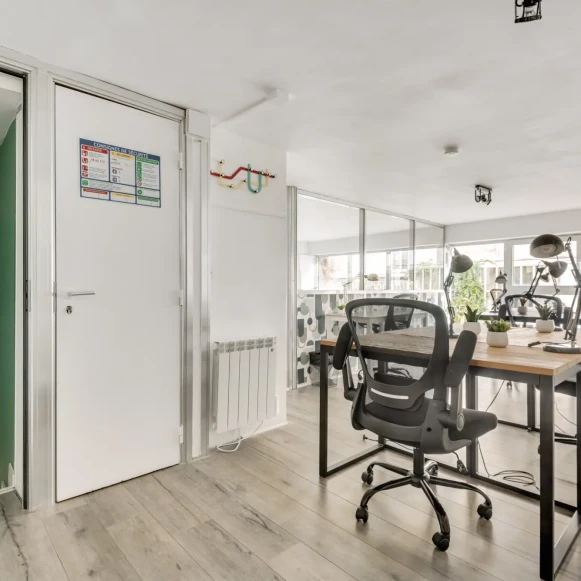 Espace indépendant 80 m² 15 postes Location bureau Rue Oberkampf Paris 75011 - photo 3