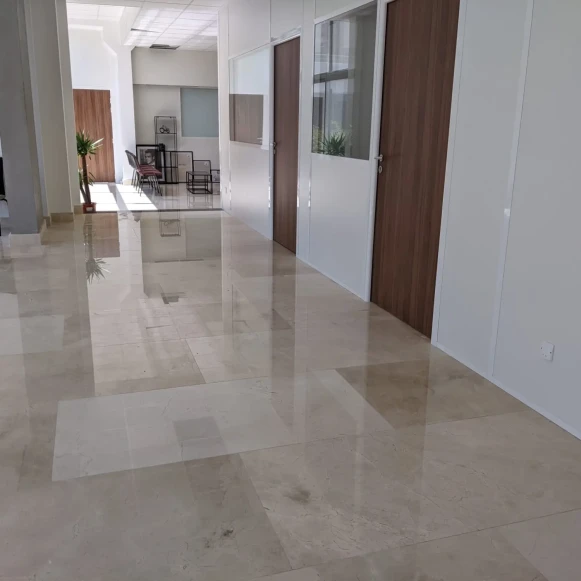 Bureau privé 10 m² 1 poste Coworking Rue Jacques Kable Paris 75018 - photo 2