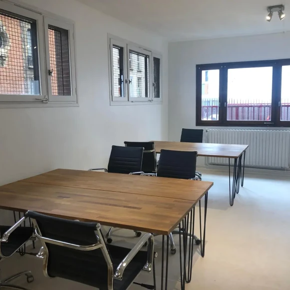 Espace indépendant 140 m² 24 postes Coworking Rue Soubise Saint-Ouen-sur-Seine 93400 - photo 4