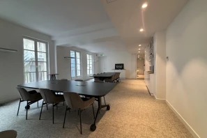 Open Space - 75009 - 14 postes - 400€