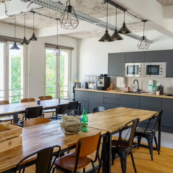 Open Space  6 postes Location bureau Cité Paradis Paris 75010 - photo 10