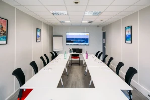 Bureau privé - 31300 - 4 postes - 979€