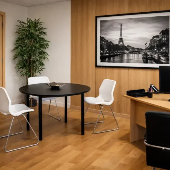 Bureau privé 18 m² 3 postes Location bureau Rue Nieuport Vélizy-Villacoublay 78140 - photo 4