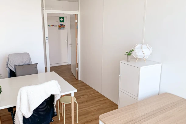 Bureau privé - 69007 - 3 postes - 900€