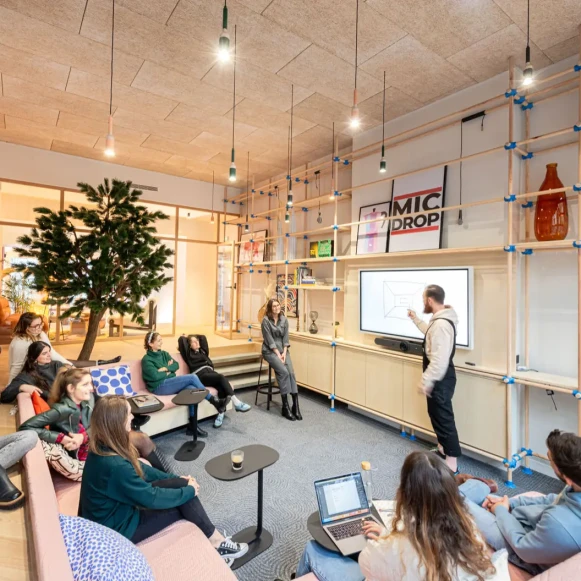Bureau privé 30 m² 6 postes Location bureau Boulevard Saint-Martin Paris 75010 - photo 5