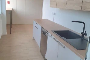 Espace indépendant - 91000 - 21 postes - 4098€