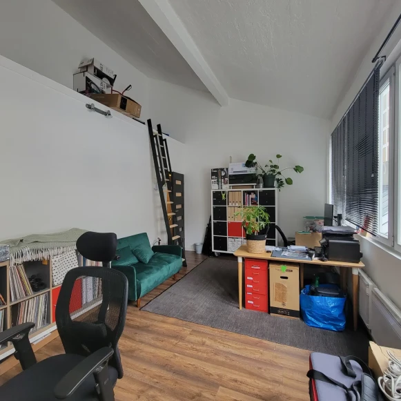 Bureau privé 20 m² 4 postes Coworking Rue Lénine Ivry-sur-Seine 94200 - photo 4