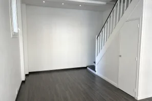 Espace indépendant - 75011 - 6 postes - 1750€