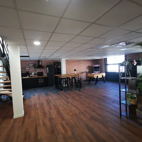 Bureau privé 27 m² 6 postes Coworking Place Michelet Tours 37000 - photo 1