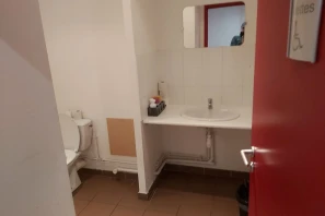 Bureau privé - 25200 - 10 postes - 700€