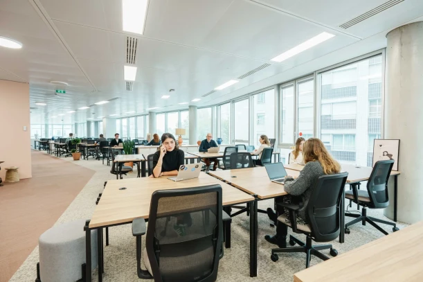 Bureau privé - 75014 - 40 postes - 28000€