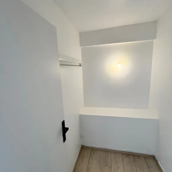 Bureau privé 42 m² 5 postes Location bureau Impasse Lahontine Biarritz 64200 - photo 5