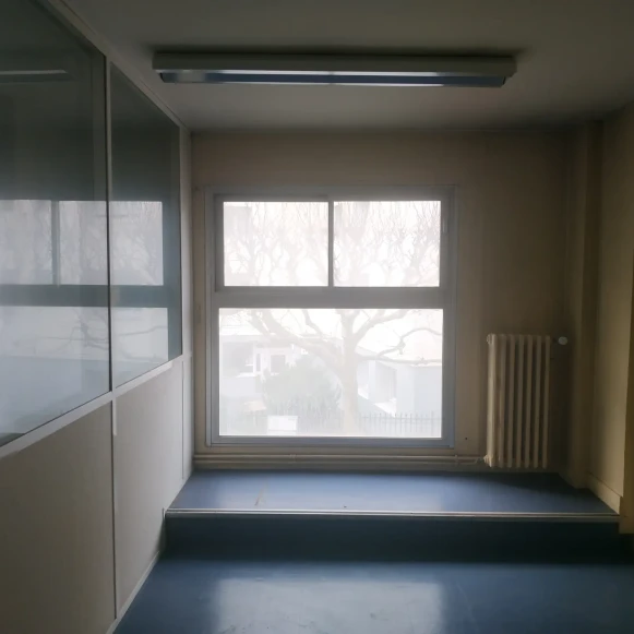 Bureau privé 15 m² 3 postes Location bureau Boulevard Aristide Briand Courbevoie 92400 - photo 5