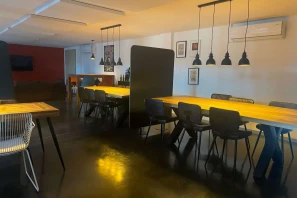Open Space - 62220 - 16 postes - 155€