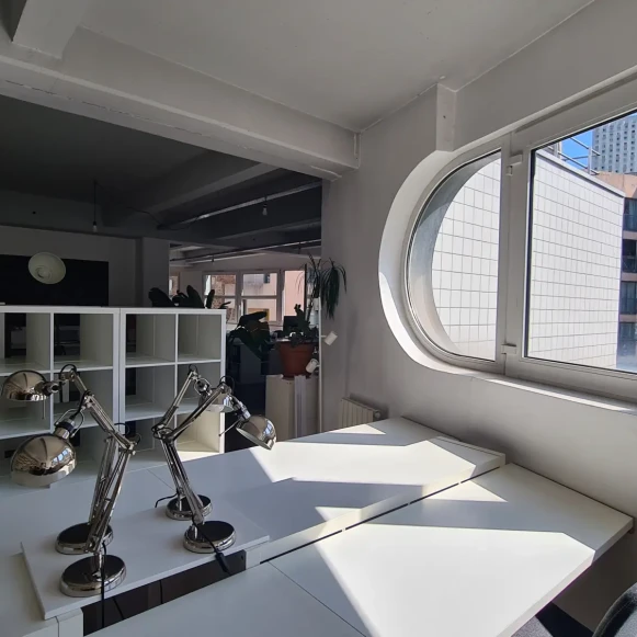 Open Space  2 postes Location bureau Rue Albert Marquet Paris 75020 - photo 2