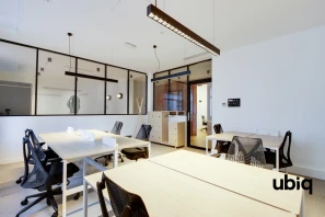 Bureau privé - 75008 - 8 postes - 7440€