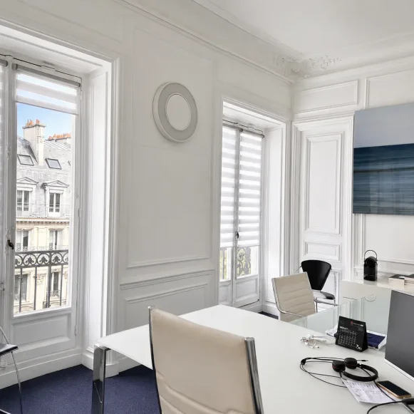 Bureau privé 20 m² 3 postes Coworking Avenue de l'Opéra Paris 75001 - photo 7