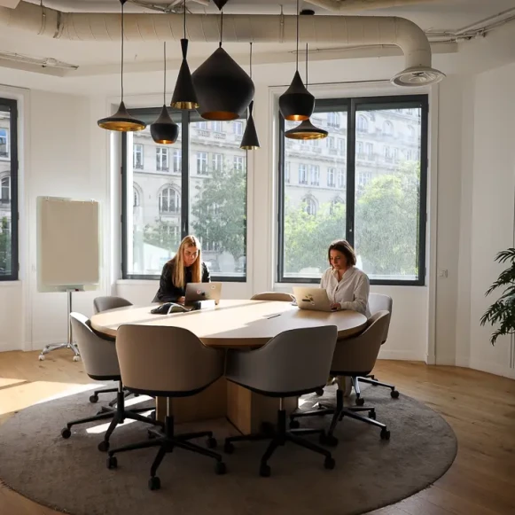 Bureau privé 40 m² 10 postes Coworking Rue Saint-Fiacre Paris 75002 - photo 10