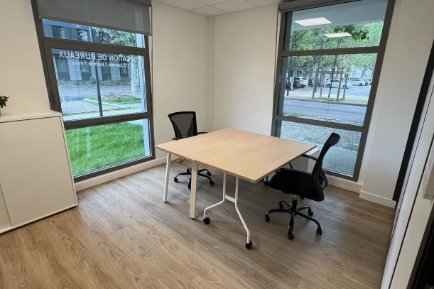 Bureau privé - 38200 - 4 postes - 650€