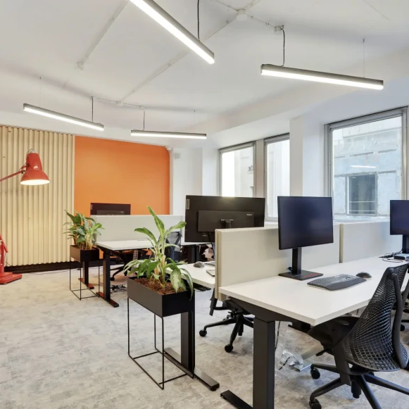 Espace indépendant 592 m² 84 postes Coworking Rue de Surène Paris 75008 - photo 5