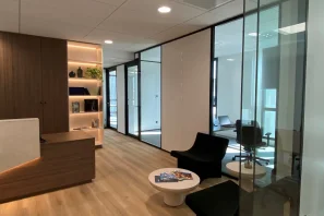 Bureau privé - 69007 - 2 postes - 700€
