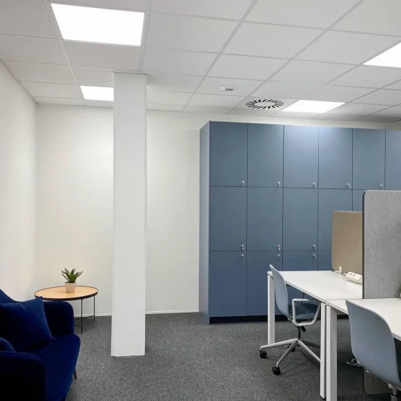 Bureau privé 15 m² 3 postes Coworking Rue Henry de Monfreid Brest 29200 - photo 5